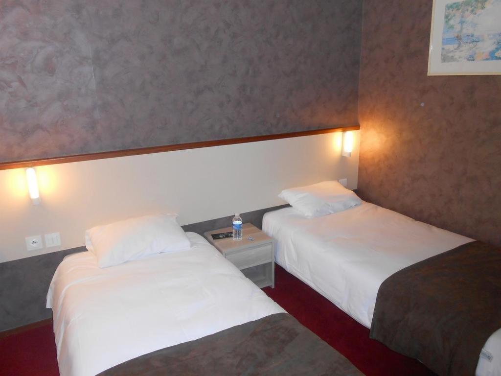 Brit Hotel Landivisiau Ngoại thất bức ảnh